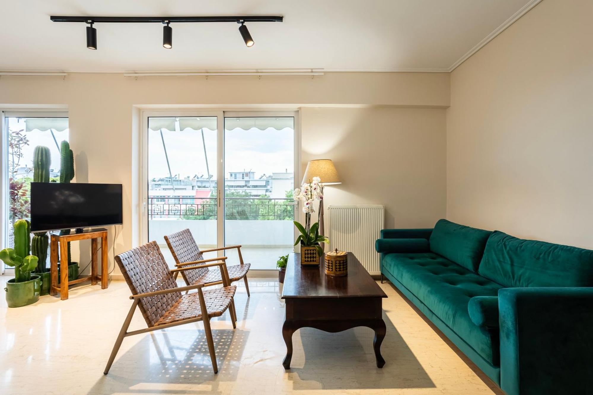 Villy'S Comfort Zone Apartments Calamata Exterior foto