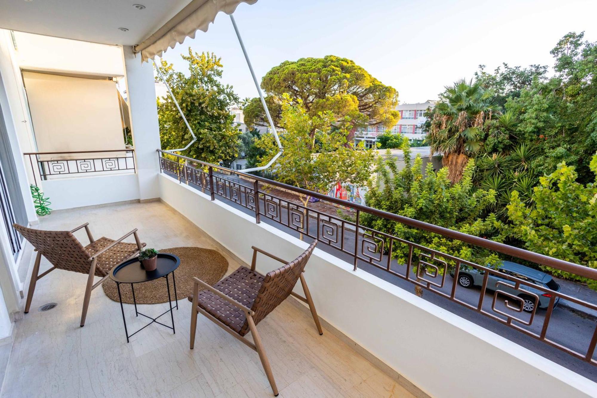 Villy'S Comfort Zone Apartments Calamata Exterior foto